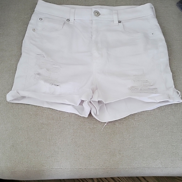 American Eagle Outfitters Pants - American Eagle Womens White Super Stretch Curvy Hi-rise Ripped Shorts Size6